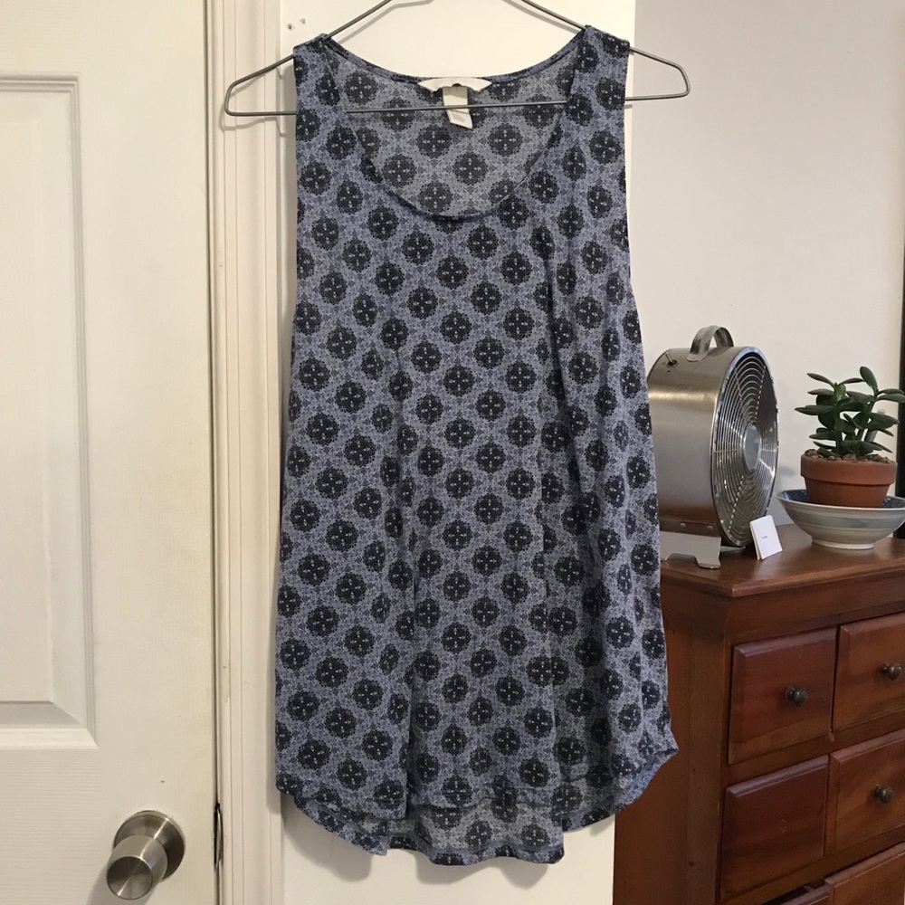 H&M Tank - Picture 2 of 5